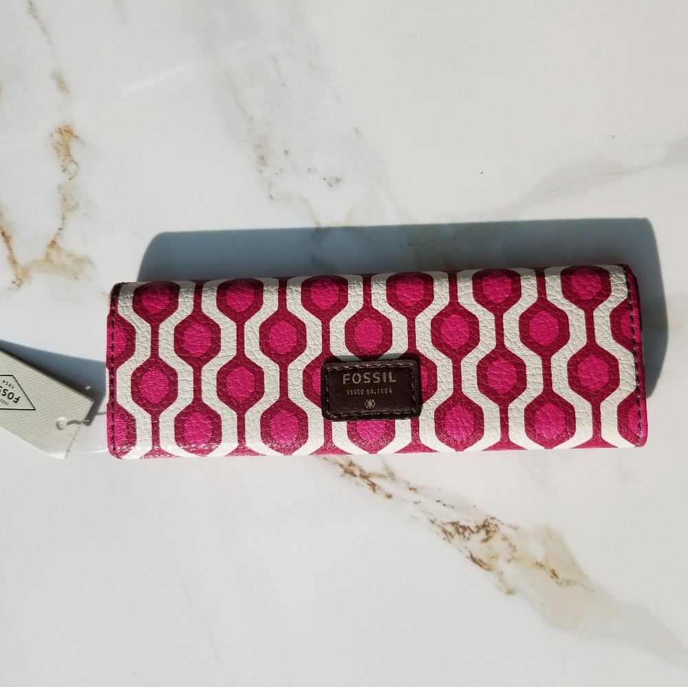 Fossil Pink and White Glasses Case